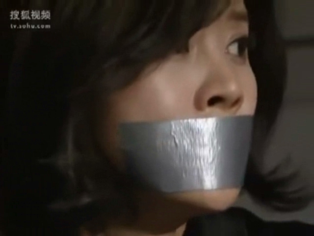 Asian girl in tape ball.WMV.053.jpg