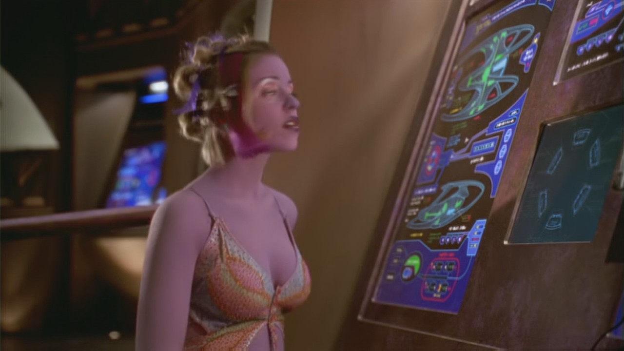 Laura.Bertram-Andromeda.1x04.D.Minus.Zero-10.jpg.
